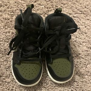 Air Jordan toddler sneakers